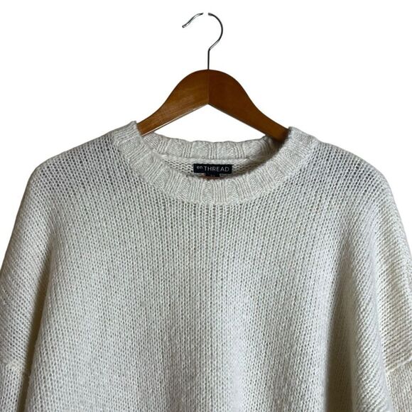 En thread ivory off white wool blend knit sweater. Size small - Picture 2 of 5